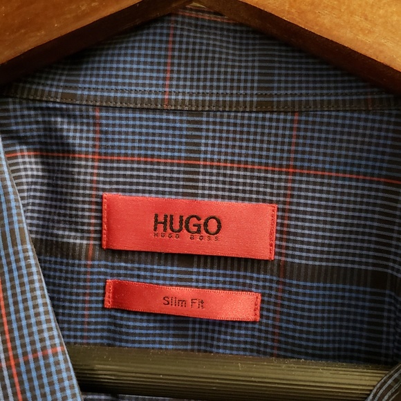 Button down - Picture 2 of 2